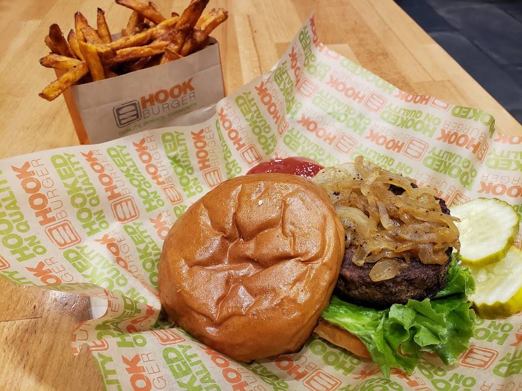 Hook Burger | restaurant | 24369 Magic Mountain Pkwy, Santa Clarita, CA 91355, USA | 6612532000 OR +1 661-253-2000