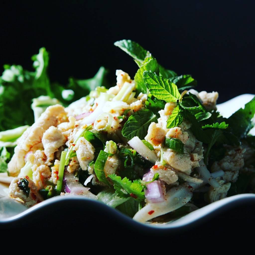 Rosegarden Thai Cuisine | restaurant | 39400 Murrieta Hot Springs Rd #105, Murrieta, CA 92563, USA | 9516984800 OR +1 951-698-4800