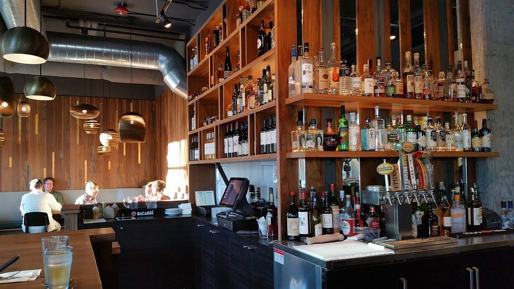 Heyday Bar & Restaurant | restaurant | 1372 31st Ave S, Seattle, WA 98144, USA | 2068299816 OR +1 206-829-9816