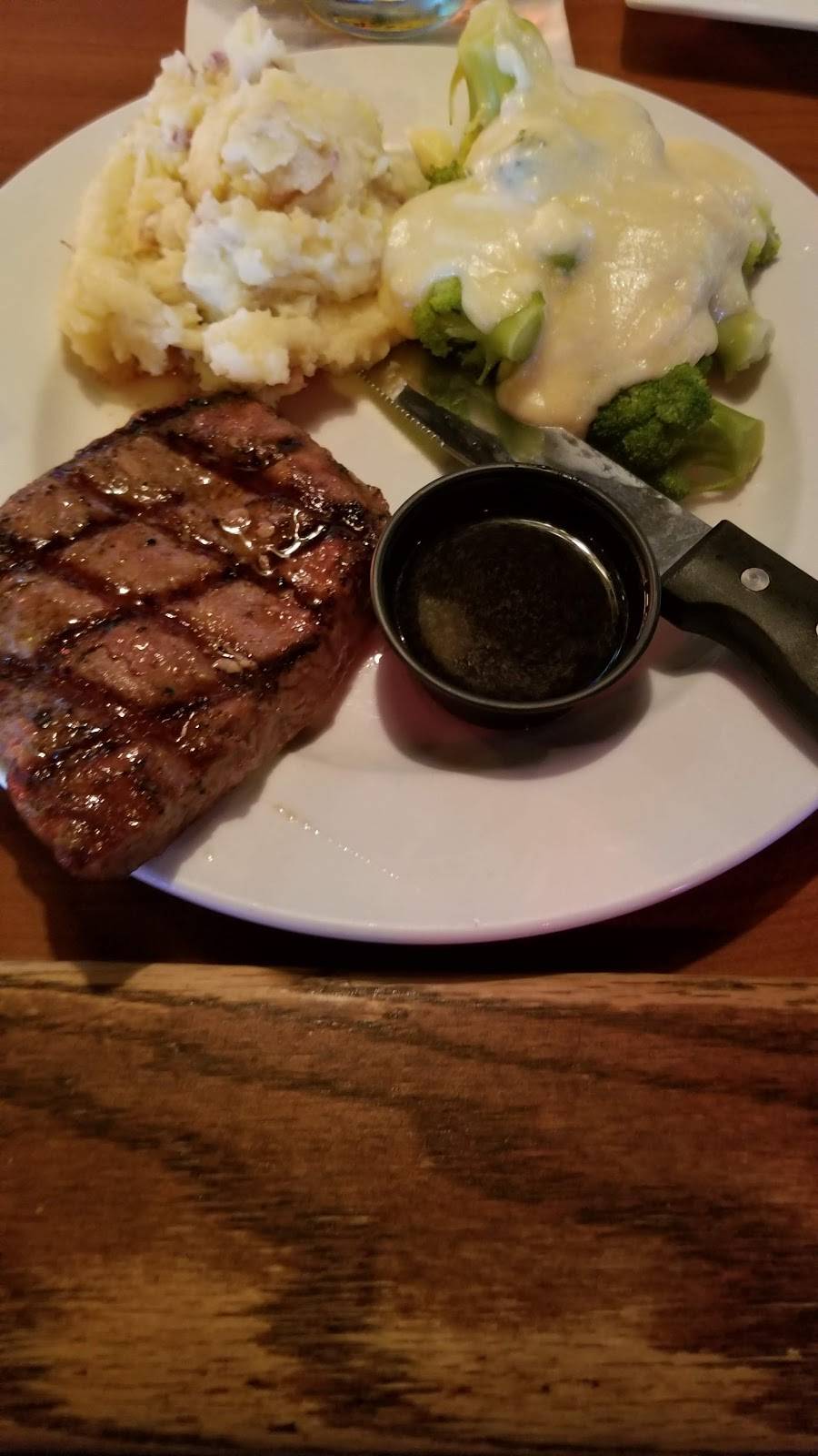 East End Grill | restaurant | 7956 Winchester Rd, Memphis, TN 38125, USA | 9014324256 OR +1 901-432-4256