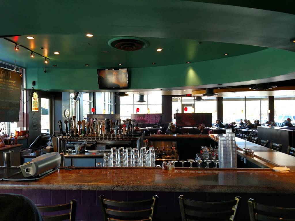 Mellow Mushroom | meal takeaway | 2490 W Happy Valley Rd, Phoenix, AZ 85085, USA | 6235801111 OR +1 623-580-1111