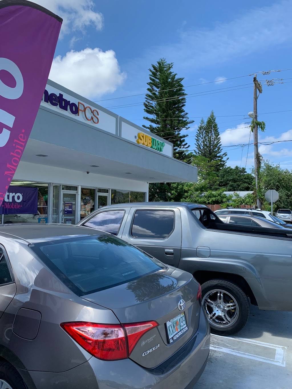 Subway | meal takeaway | 1510 NE 205th Terrace, North Miami Beach, FL 33179, USA | 3056510039 OR +1 305-651-0039