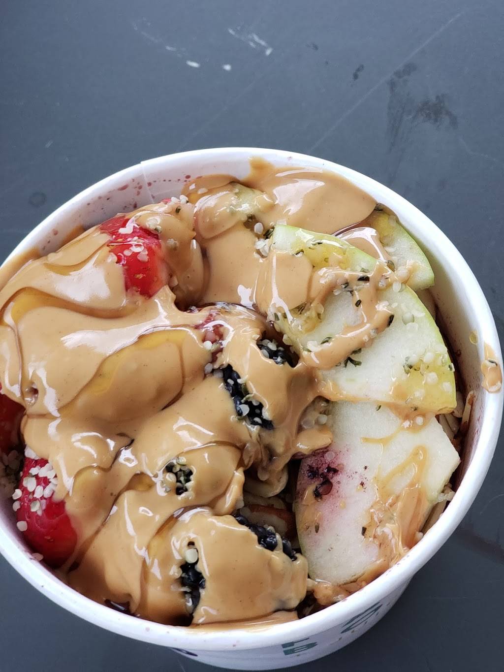 Farm Bowl and Juice Co. | restaurant | 1920 29th Ave S, Homewood, AL 35209, USA | 2058482929 OR +1 205-848-2929