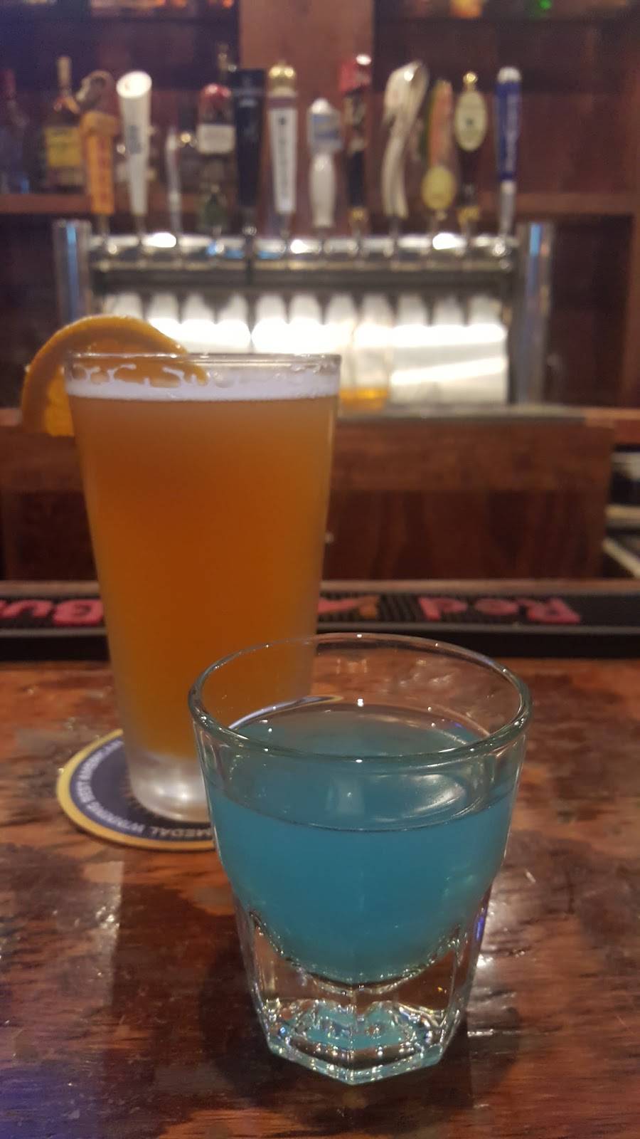 Chattanooga Billiard Club Inc | restaurant | 725 Cherry St, Chattanooga, TN 37402, USA | 4232677740 OR +1 423-267-7740