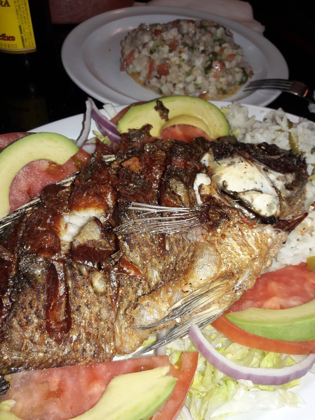 MARISCOS EL ABUELO Y YO | restaurant | 1234 S Cesar E Chavez Dr, Milwaukee, WI 53204, USA | 4145850005 OR +1 414-585-0005