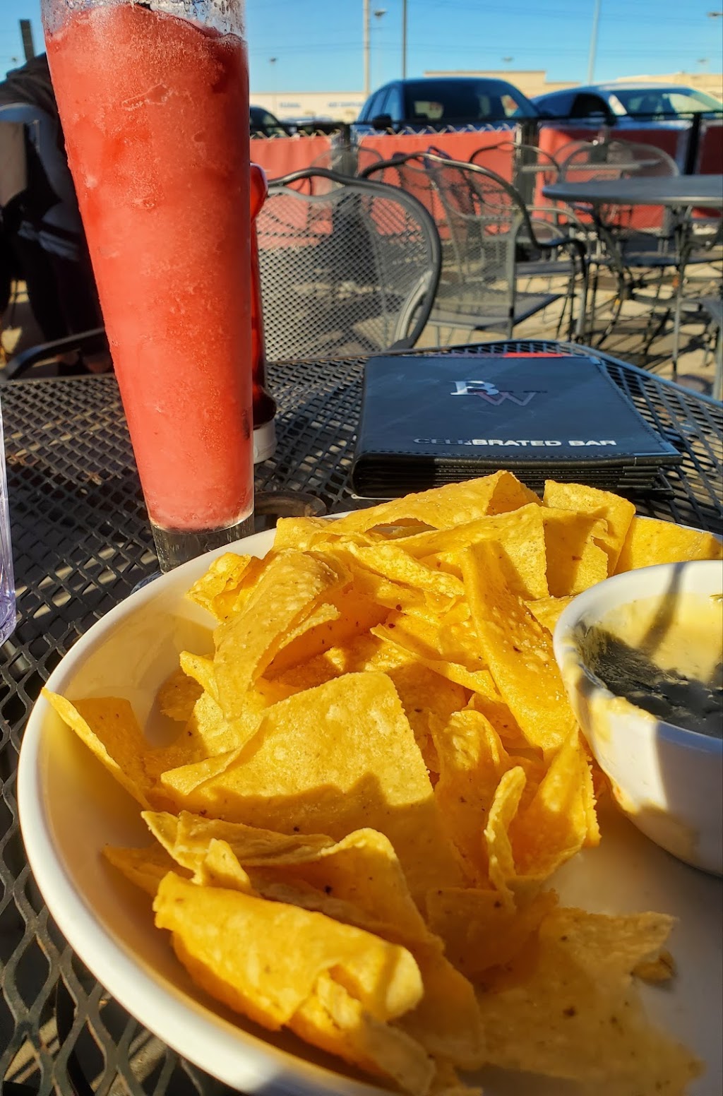 Big Whiskeys American Restaurant & Bar | restaurant | 1550 E Battlefield Rd, Springfield, MO 65804, USA | 4178835999 OR +1 417-883-5999