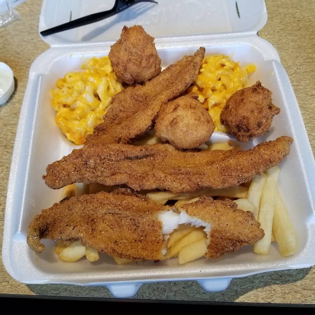 Captain Ds | restaurant | 1141 Forestdale Blvd, Forestdale, AL 35214, USA | 2057987086 OR +1 205-798-7086