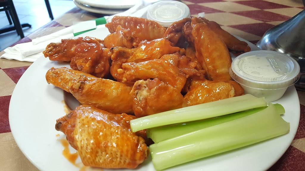 Anthony`s Pizza | restaurant | 1811 E Broadway St, Oviedo, FL 32765, USA | 4075420509 OR +1 407-542-0509