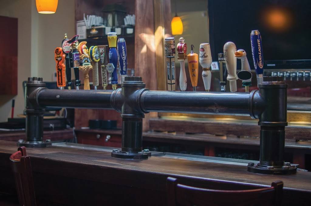 Gas Lamp Grille | restaurant | 206 Thames St, Newport, RI 02840, USA | 4018459300 OR +1 401-845-9300