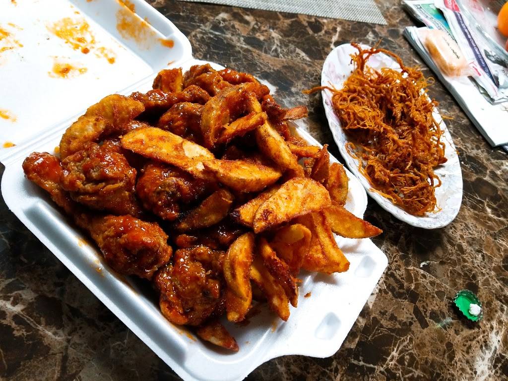 244 Pizza & Wings | restaurant | 1166 Weston Rd, York, ON M6M 4P4, Canada | 4162447777 OR +1 416-244-7777