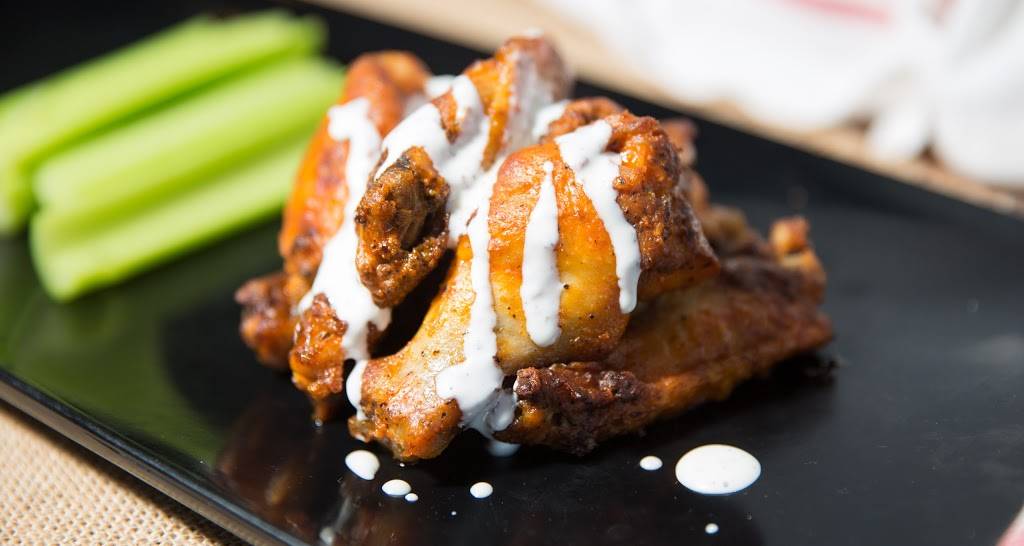 ToScanys Coal Oven Pizza | restaurant | 4960 S Gilbert Rd B10, Chandler, AZ 85249, USA | 4808020742 OR +1 480-802-0742