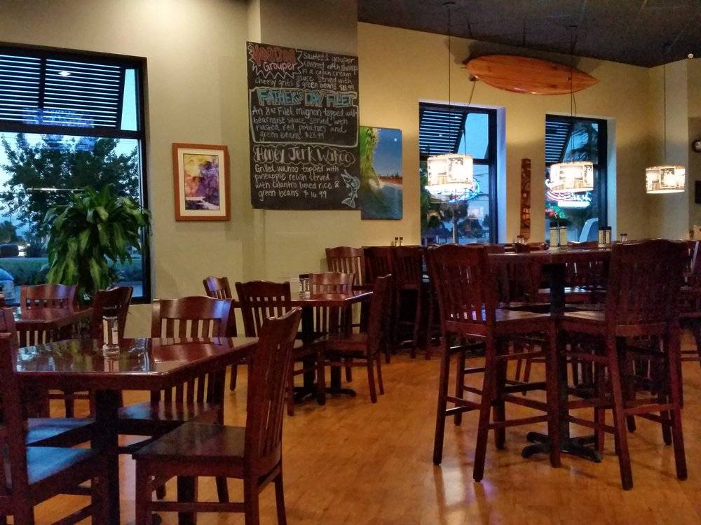 Hula Moon Tiki Grill | restaurant | 1900 Florida A1A, Indian Harbour Beach, FL 32937, USA | 3212414808 OR +1 321-241-4808