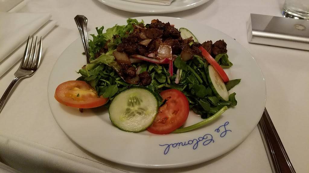 Le Colonial Chicago | restaurant | 57 E Oak St, Chicago, IL 60611, USA | 3122550088 OR +1 312-255-0088