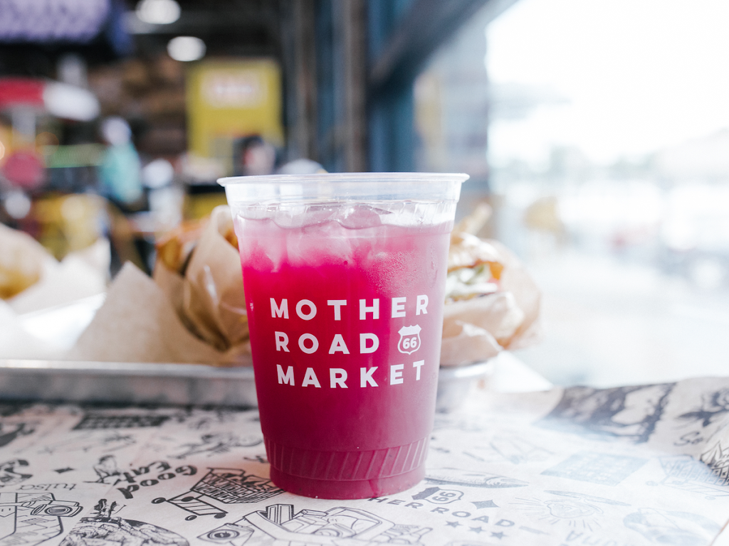 Howdy Burger | restaurant | 1124 S Lewis Ave Suite 109, Tulsa, OK 74104, USA | 9187420845 OR +1 918-742-0845