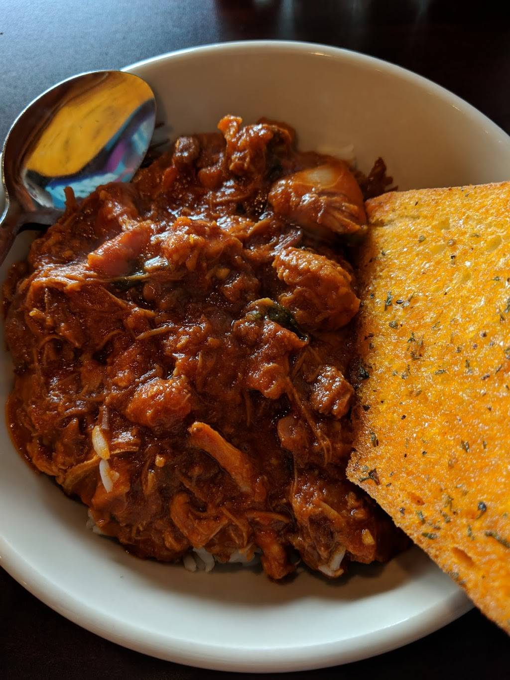 J. Gumbos Belle Meade | restaurant | 99 White Bridge Rd #109, Nashville, TN 37205, USA | 6157307347 OR +1 615-730-7347