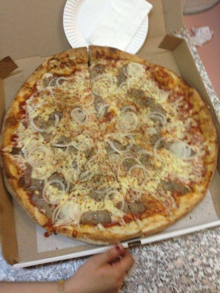 Domenicks Pizzeria | restaurant | 8774 Sutphin Blvd, Jamaica, NY 11435, USA | 7185230230 OR +1 718-523-0230