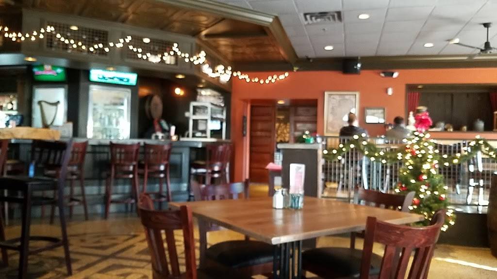 O’Halloran’s Public House and Hall | restaurant | 112 Macomb Pl, Mt Clemens, MI 48043, USA | 5863291252 OR +1 586-329-1252
