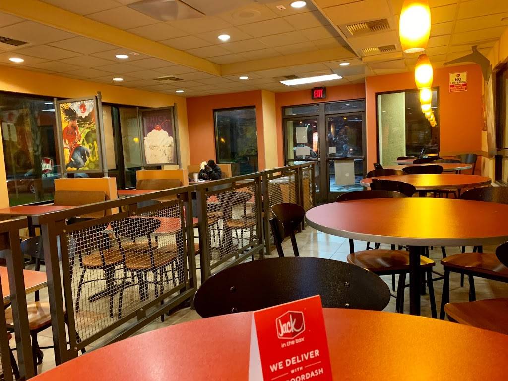 Jack in the Box | restaurant | 2560 N Perris Blvd Bldg X, Perris, CA 92571, USA | 9519432975 OR +1 951-943-2975