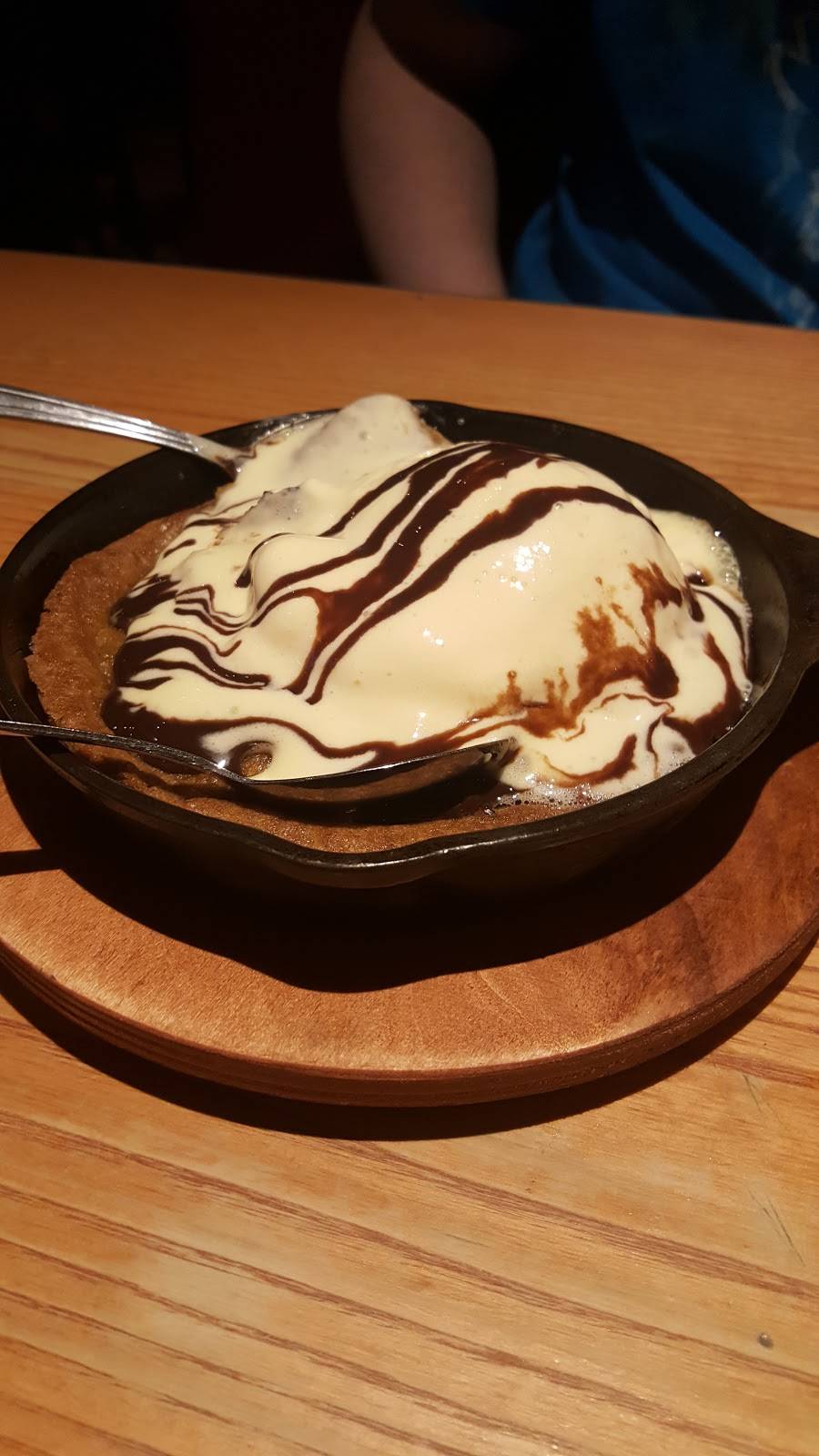 Chilis Grill & Bar | meal takeaway | 1274 NY-300, Newburgh, NY 12550, USA | 8455672605 OR +1 845-567-2605