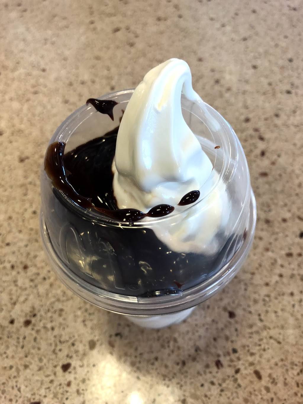 McDonalds | cafe | 25 The West Mall, Etobicoke, ON M9C 1B8, Canada | 4166260559 OR +1 416-626-0559