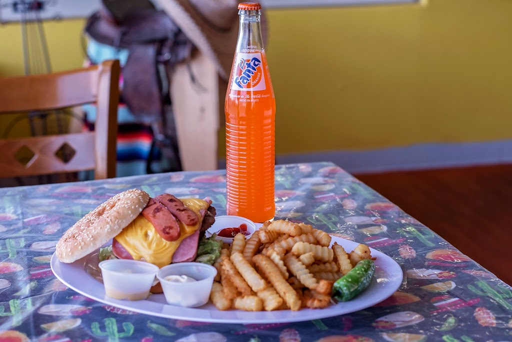 Castanedas Kitchen and Catering LLC | restaurant | 303 Romero St NW, Albuquerque, NM 87104, USA | 5053157939 OR +1 505-315-7939