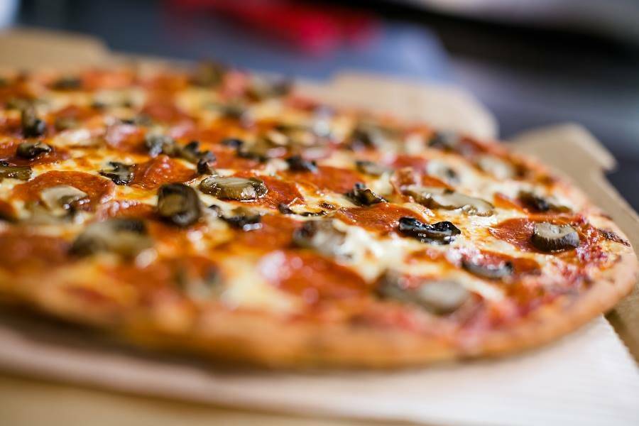 East of Chicago | restaurant | 163 Mansfield Ave, Shelby, OH 44875, USA | 4193427888 OR +1 419-342-7888