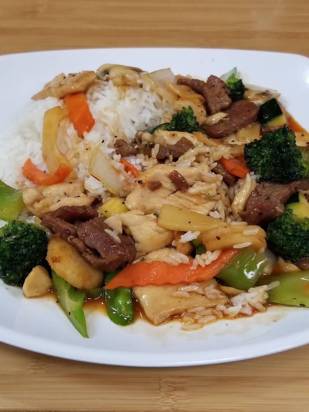 Kira Japanese Steakhouse | restaurant | 3324 Secor Rd, Toledo, OH 43606, USA | 4195178283 OR +1 419-517-8283