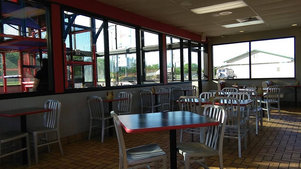 Burger King | restaurant | 1090 S Lynn Riggs Blvd, Claremore, OK 74017, USA | 9183421533 OR +1 918-342-1533