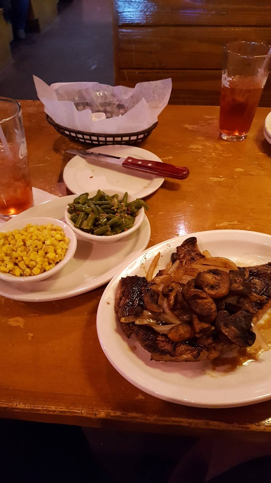 Texas Roadhouse | restaurant | 170 S Wilmot Rd, Tucson, AZ 85711, USA | 5205147427 OR +1 520-514-7427