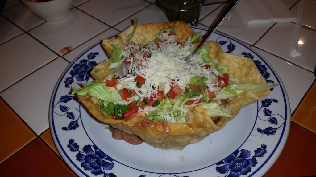 Muy Macho Taco Truck | restaurant | 8515 14th Ave S, Seattle, WA 98108, USA | 2067633484 OR +1 206-763-3484