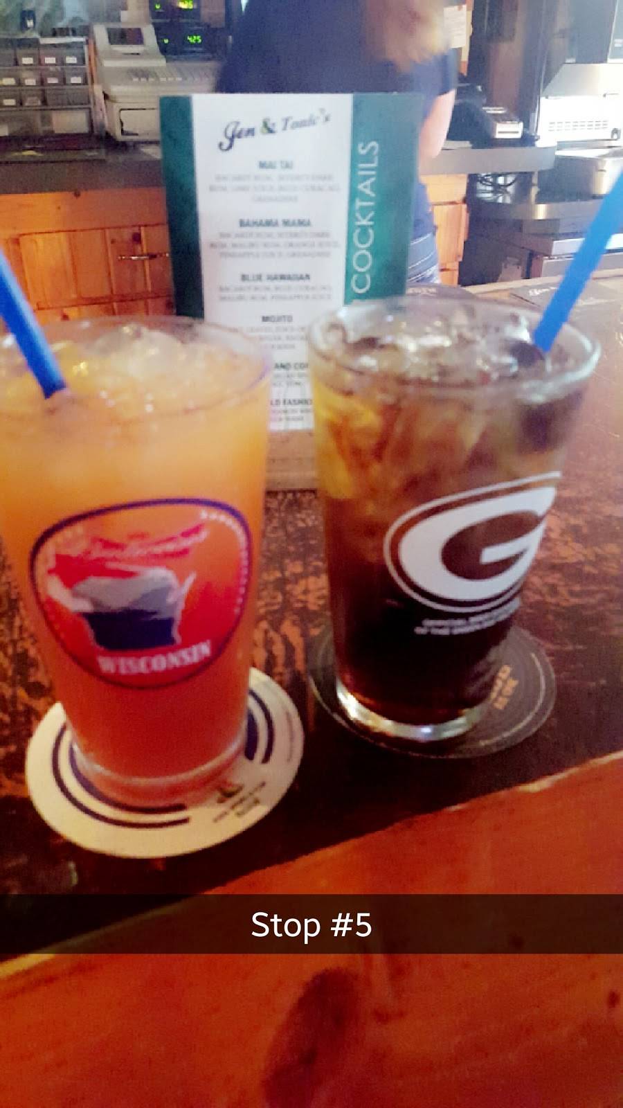 Jen & Tonics | restaurant | 203550 WI-49, Wittenberg, WI 54499, USA | 7154547077 OR +1 715-454-7077