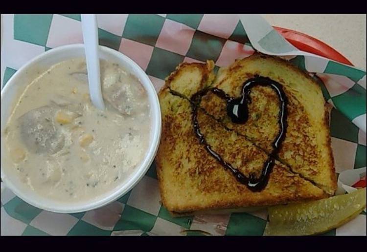 Swiftwater Café | restaurant | 405 Capitol St #105, Charleston, WV 25301, USA | 3043422443 OR +1 304-342-2443