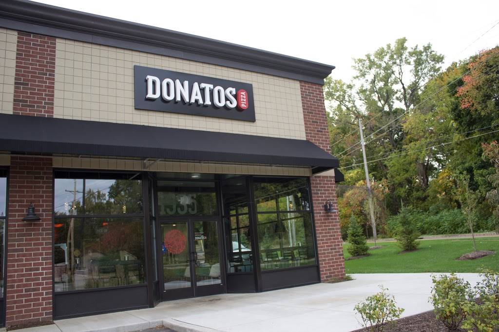Donatos Pizza | meal takeaway | 1535 W 8th St Suite A1, Erie, PA 16505, USA | 8147225900 OR +1 814-722-5900