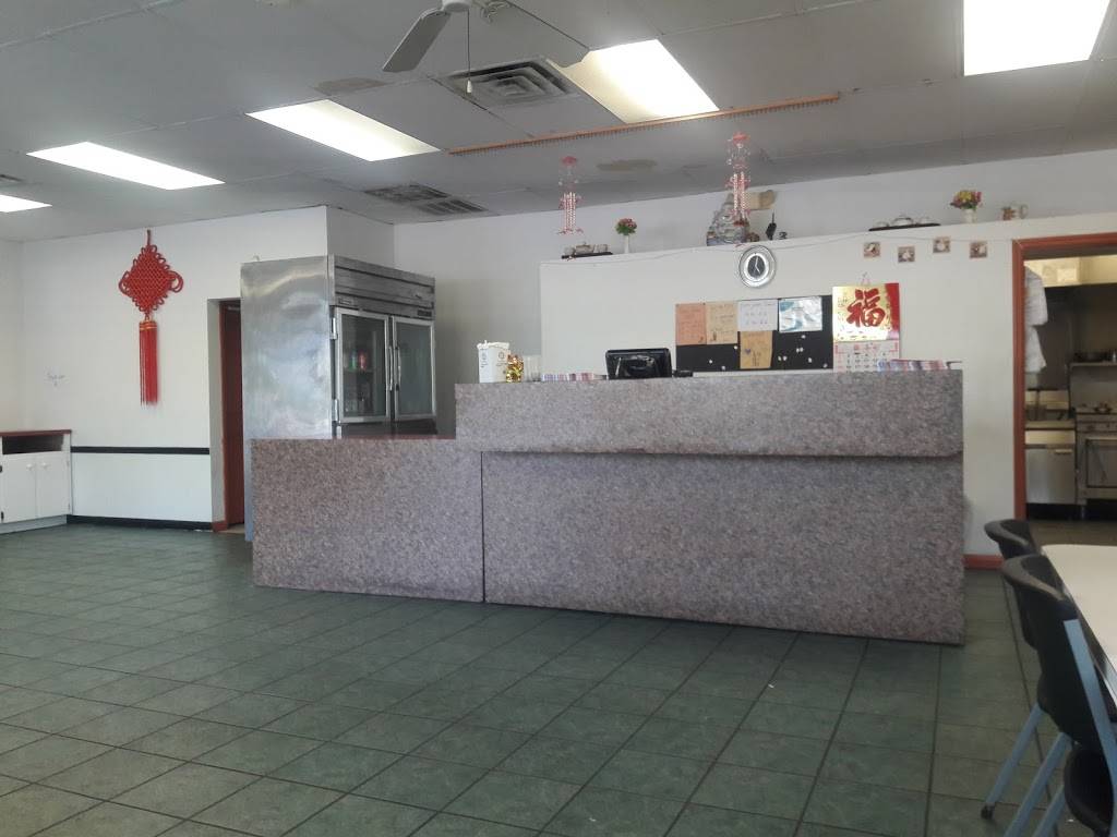 Freddies Cafe | restaurant | 569 Berkley Rd, Auburndale, FL 33823, USA | 8639678940 OR +1 863-967-8940