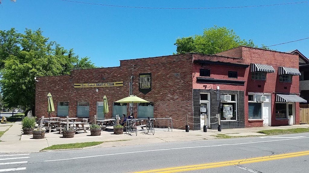 Stones Throw Brewing MacPark Brewpub & Biergarten | restaurant | 402 E 9th St, Little Rock, AR 72202, USA | 5012449154 OR +1 501-244-9154