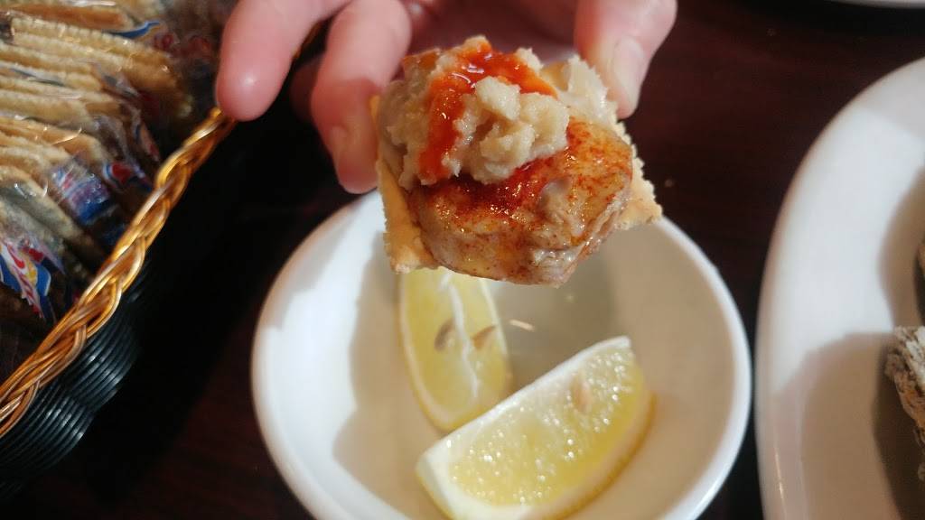 Oyster Cafe | restaurant | 3060 Cobb Pkwy NW #101, Kennesaw, GA 30152, USA | 7705292196 OR +1 770-529-2196