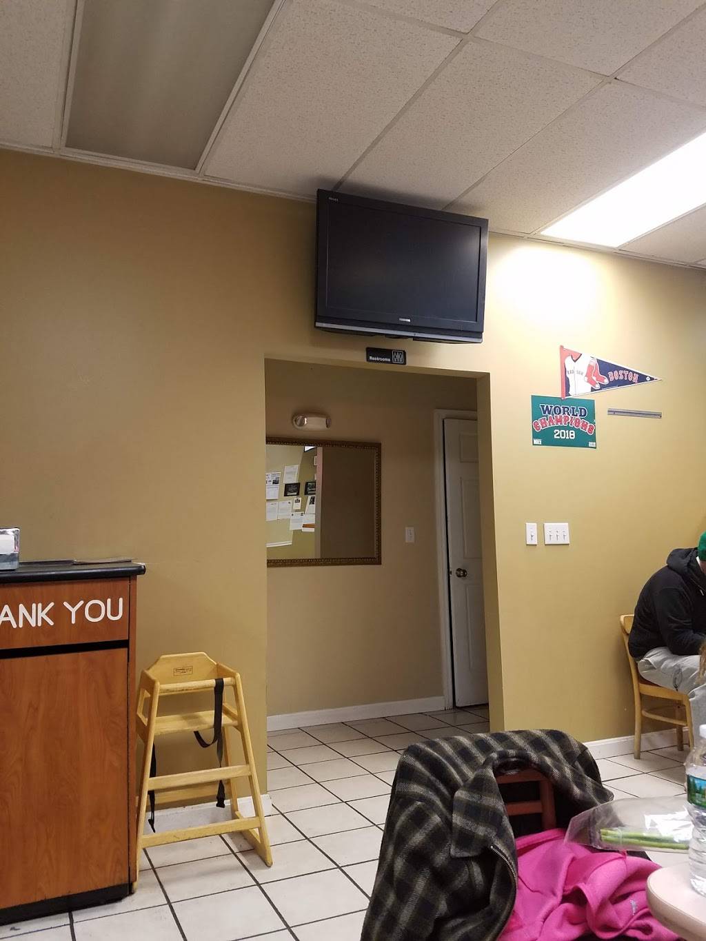 South Street Pizzeria | meal delivery | 16 South St, Foxborough, MA 02035, USA | 5086983999 OR +1 508-698-3999