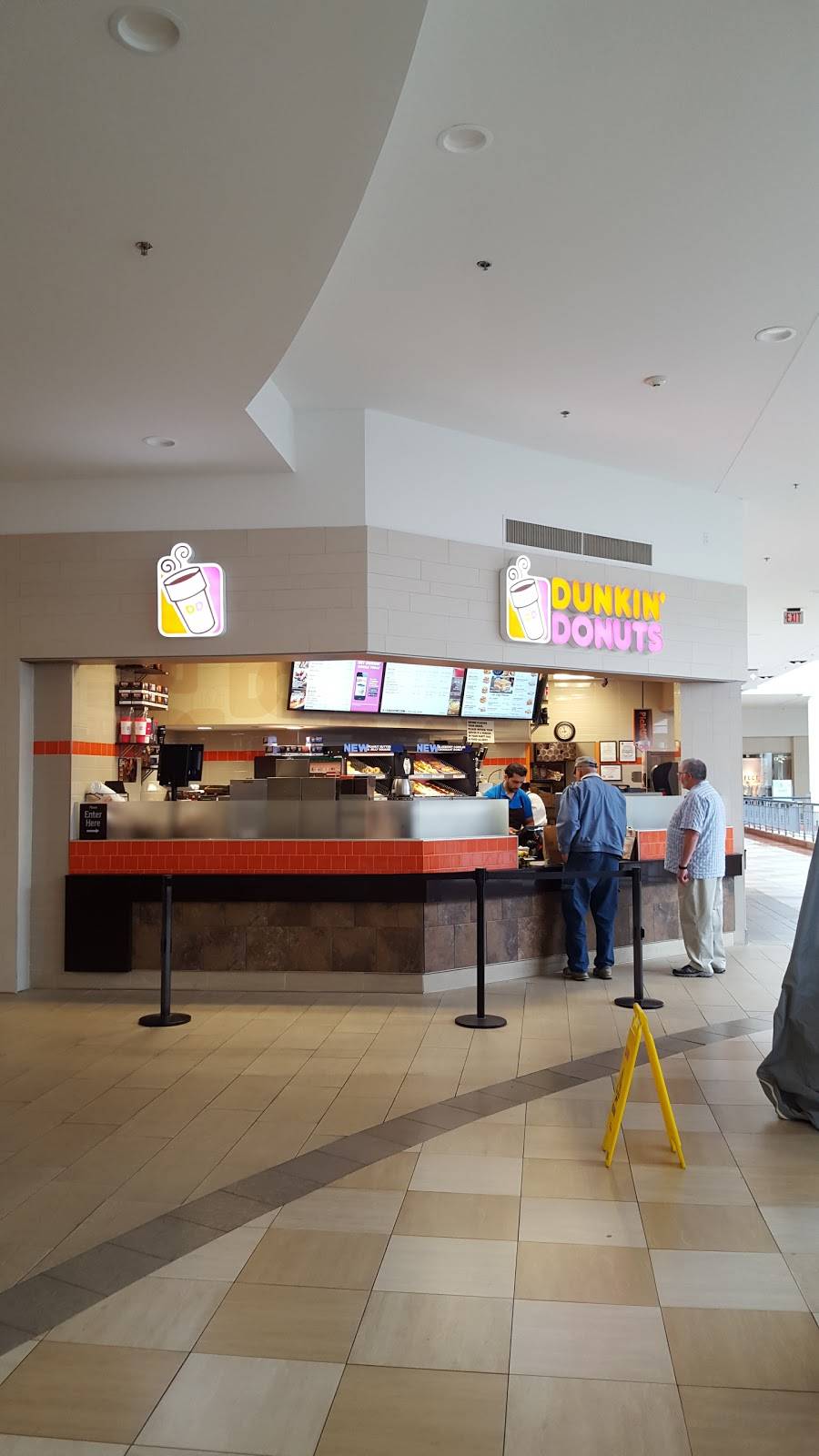 Dunkin | bakery | One Commerce Plaza, Albany, NY 12210, USA | 5184261678 OR +1 518-426-1678