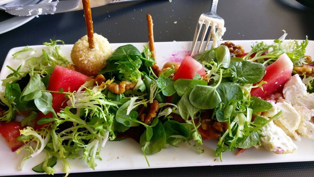 Laguna Beach Brewery & Grille | restaurant | 237 Ocean Ave, Laguna Beach, CA 92651, USA | 9494973381 OR +1 949-497-3381