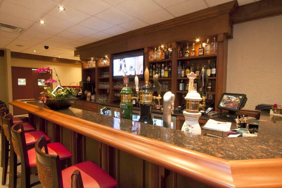 Sahib Indian Restaurant - Catering - Happy Hour - Sports Bar | restaurant | 225B Boul Hymus, Pointe-Claire, QC H9R 1G4, Canada | 5144261121 OR +1 514-426-1121