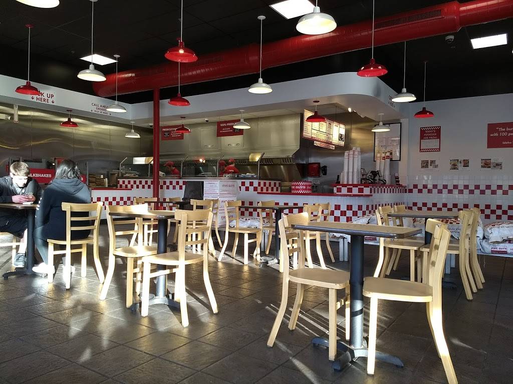 Five Guys | meal takeaway | 25 S Northwest Hwy, Park Ridge, IL 60068, USA | 8472921841 OR +1 847-292-1841