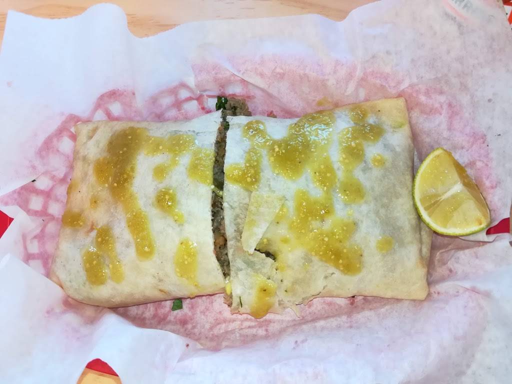 Perico’s Fast Tacos | restaurant | 4203 N Sterling Ave, Peoria, IL 61615, USA | 3098390856 OR +1 309-839-0856