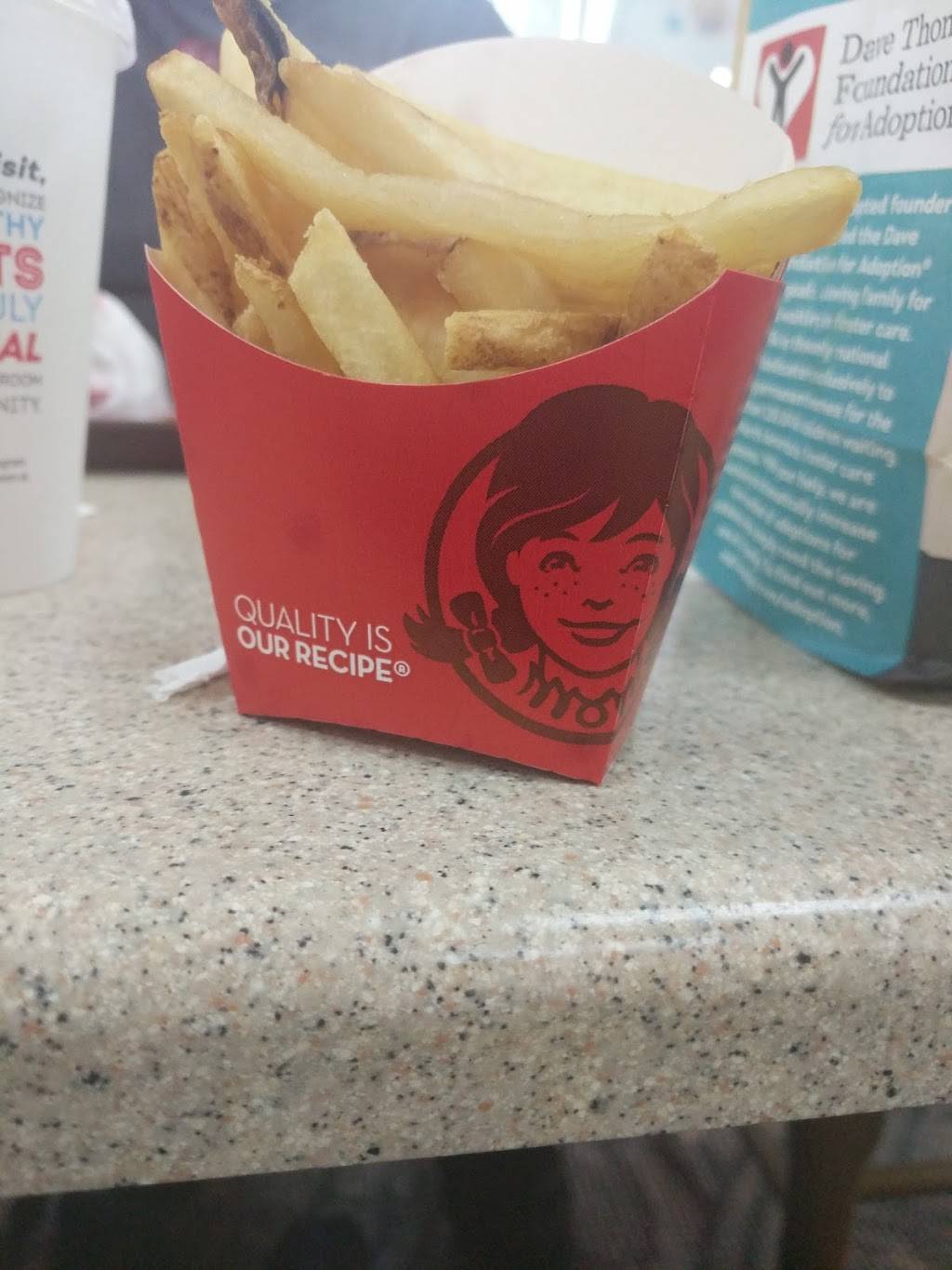 Wendys | restaurant | 2100 Rocky Dr, Paris, KY 40361, USA | 8599889691 OR +1 859-988-9691