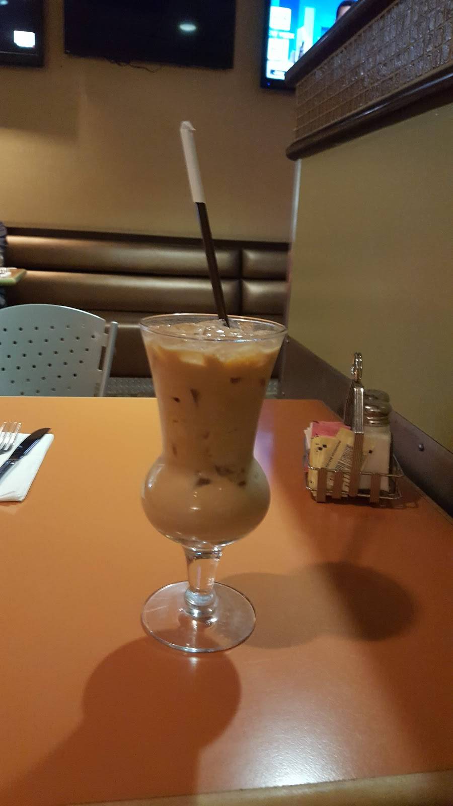 Lunchbox | restaurant | Bob Hope Airport, 2627 N Hollywood Way, Burbank, CA 91505, USA | 8189721337 OR +1 818-972-1337