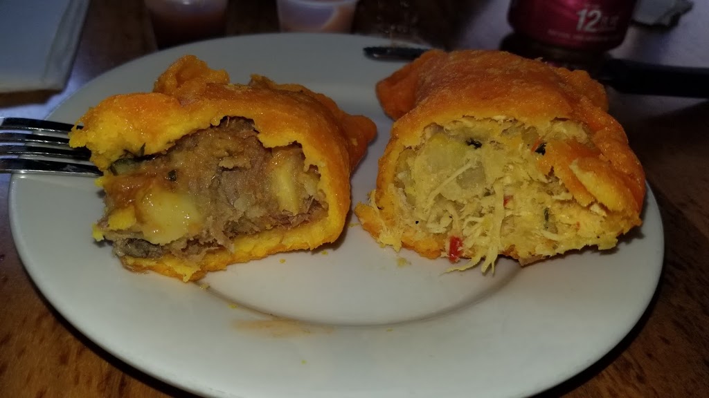 El Paisa Restaurante | restaurant | 215 Border St, Boston, MA 02128, USA | 6175698900 OR +1 617-569-8900