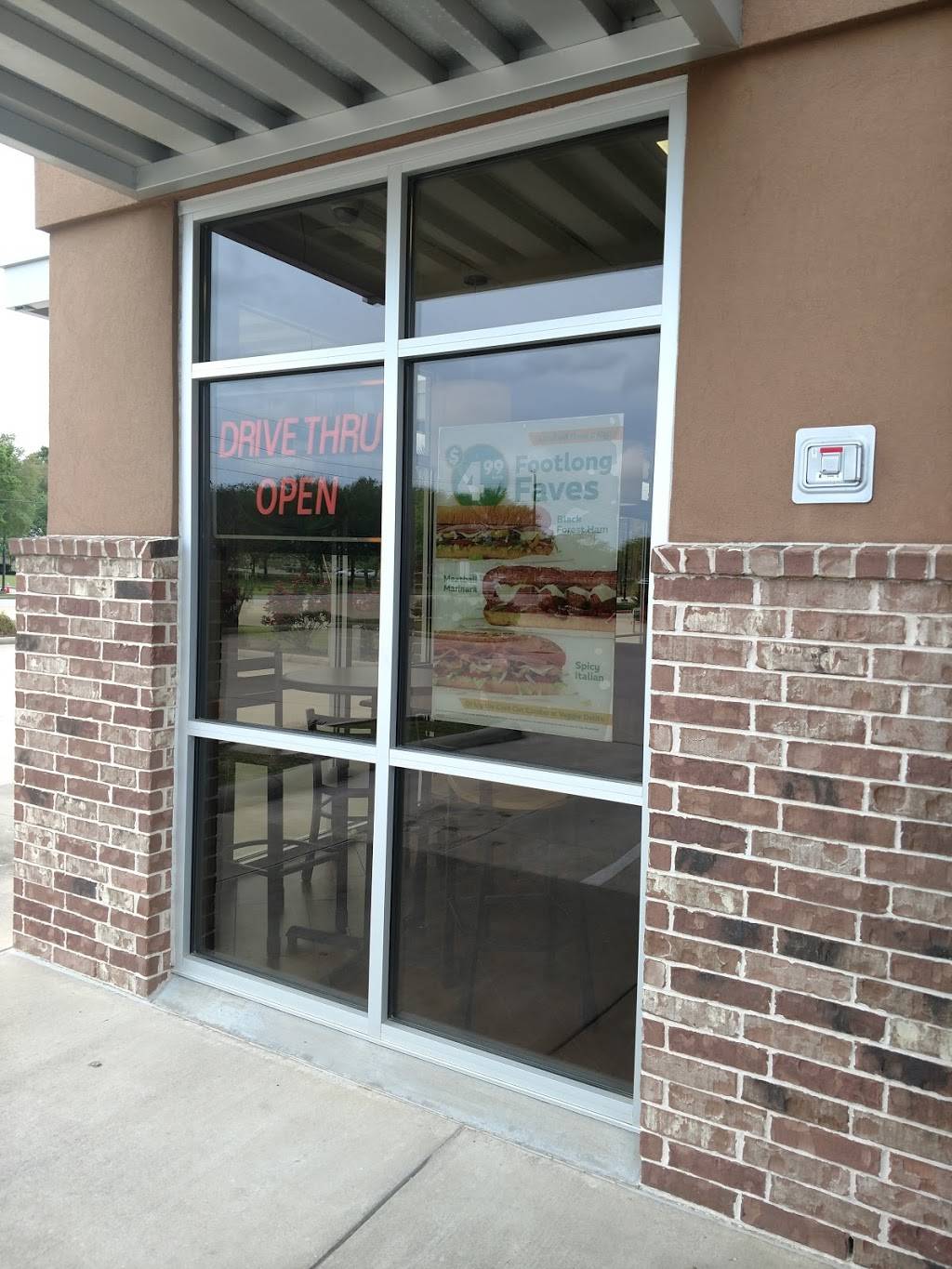 Subway | restaurant | 5780 Walden Rd Suite 100, Beaumont, TX 77707, USA | 4094190880 OR +1 409-419-0880