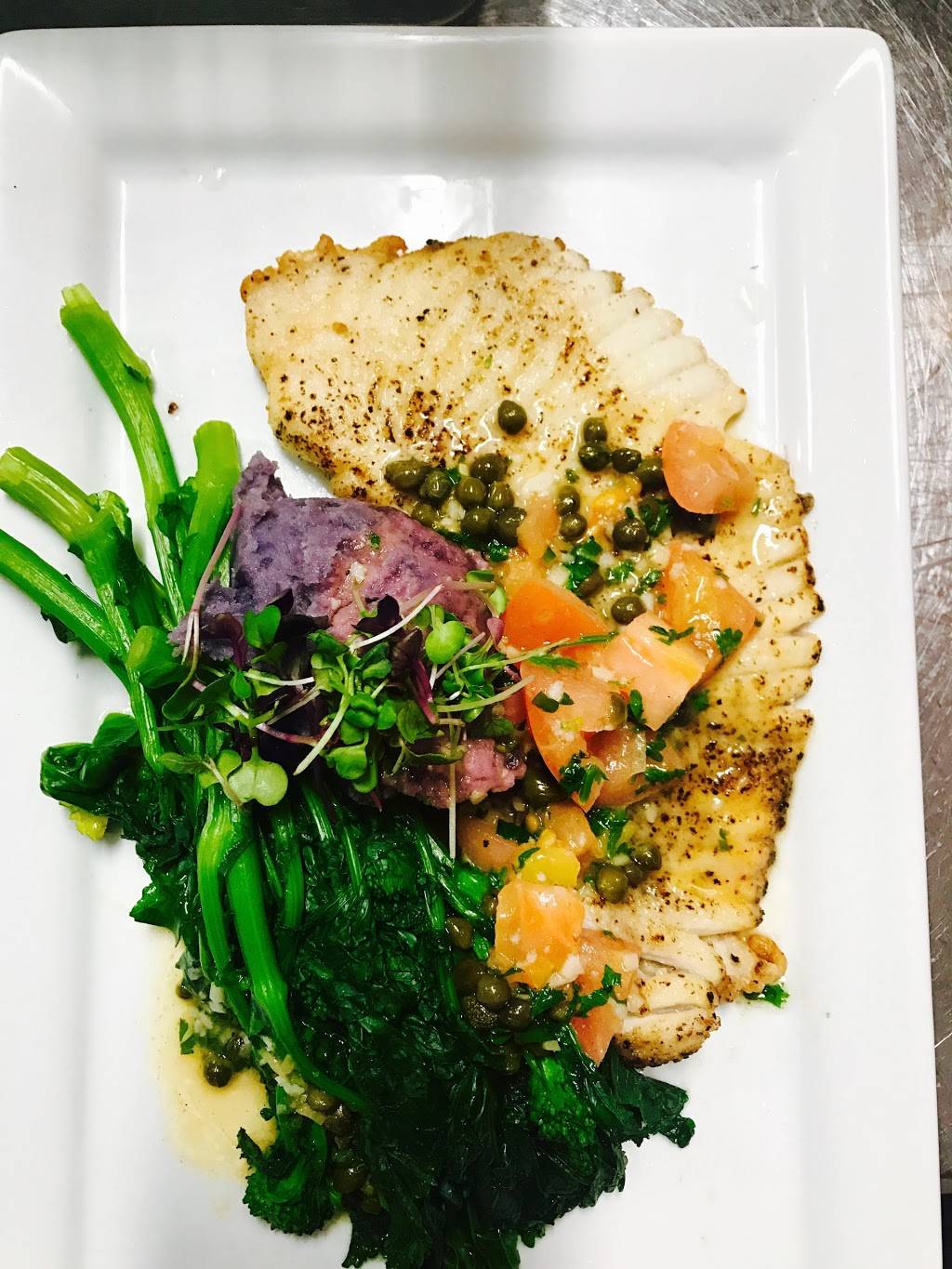 Mesa Urbana Mexican Fusion | restaurant | 3566 Milwaukee Ave, Northbrook, IL 60062, USA | 8473830700 OR +1 847-383-0700