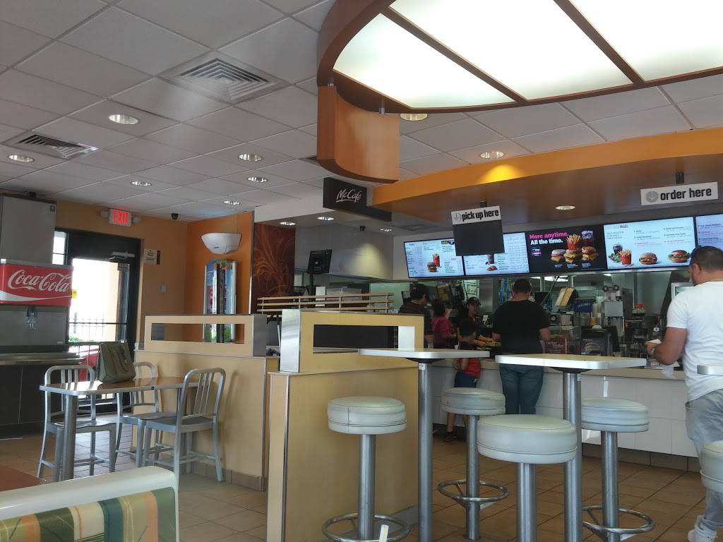 McDonalds | cafe | 1660 W 68th St, Hialeah, FL 33012, USA | 3055564891 OR +1 305-556-4891