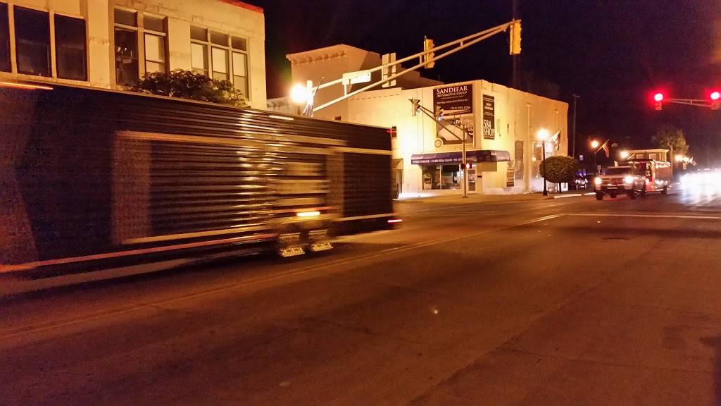 China House | restaurant | 104 W Washington St, Winchester, IN 47394, USA | 7655841286 OR +1 765-584-1286