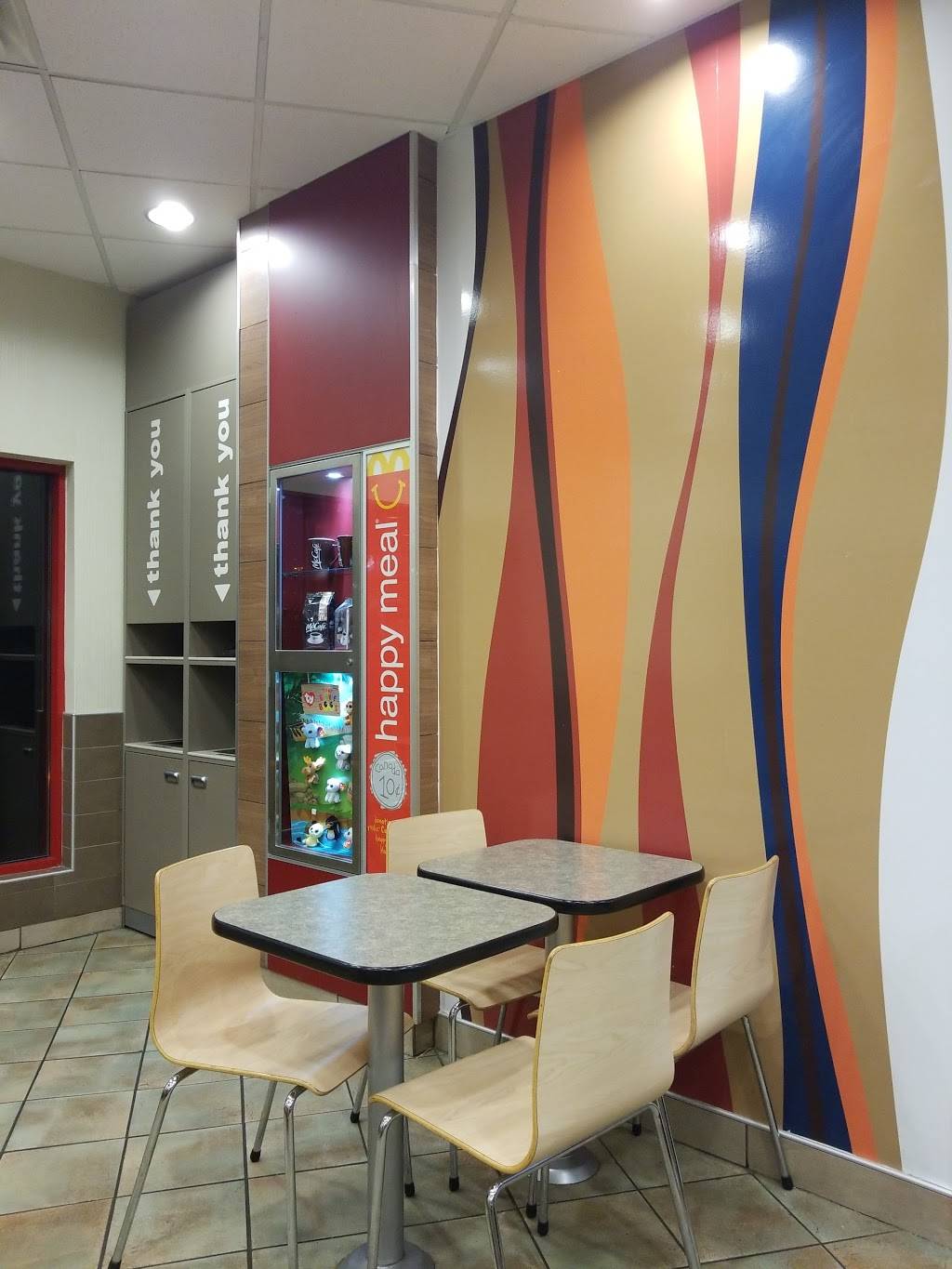 McDonalds | cafe | 800 Stonehaven Dr, Kanata, ON K2M 2Z2, Canada | 6132549438 OR +1 613-254-9438